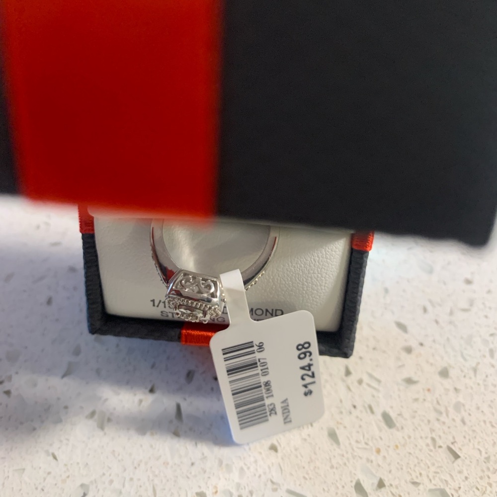 Genuine Diamond Sterling Silver Cocktail Ring Size 7 - Picture 4 of 6